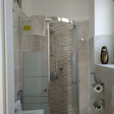 Pensionat Short Term -low Cost